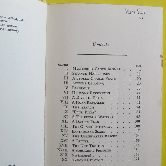 Nancy Drew #4 The Mystery at Lilac Inn - Picture 5 of 7